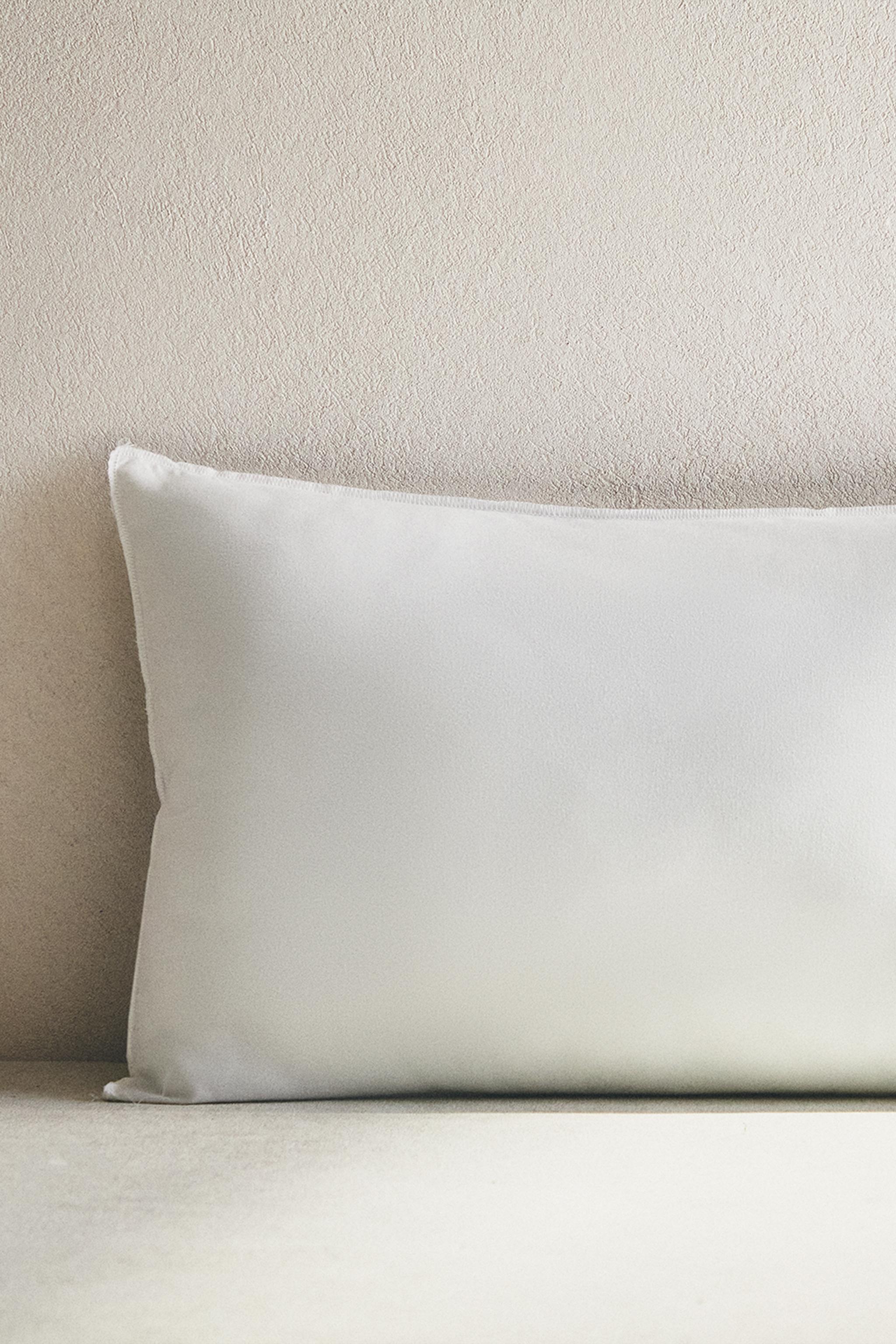 MICROFIBRE PILLOW